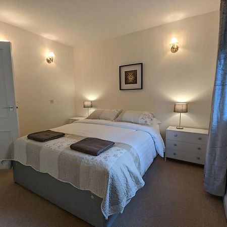 Two Bedroom Flat In Bridge Of Allan, Stirling Kültér fotó
